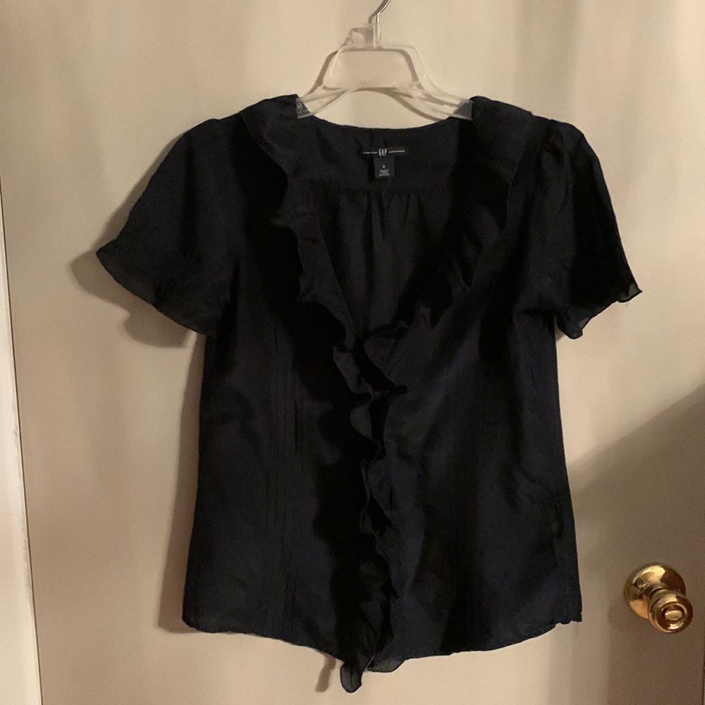 GAP Ruffled Collar shortsleeved shirt